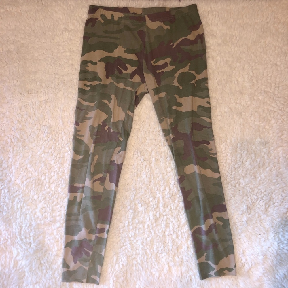 Xhilaration Camo Stretch Leggings Sz S